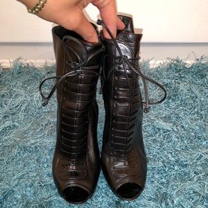 Tom Ford black leather Lace up peep toe heels